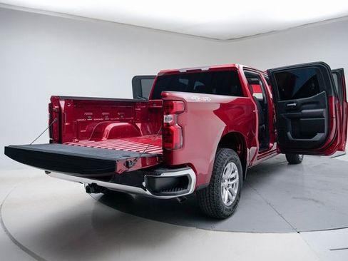 Used 2021 Chevrolet Silverado 1500 LT image 21