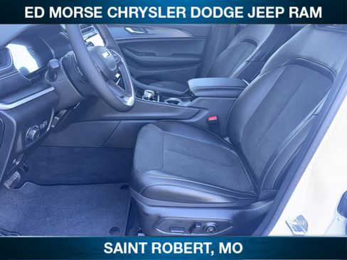 New 2025 Jeep Grand Cherokee L Altitude AWD/4WD image 25