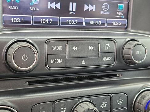 Used 2017 GMC Sierra 1500 SLT w/ SLT Premium Package AWD/4WD image 26