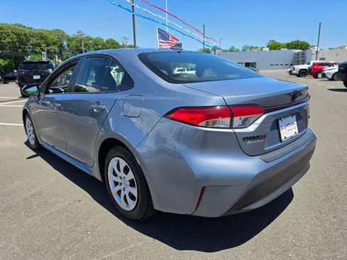 Used 2023 Toyota Corolla LE w/ Carpet Mat Package (TMS) FWD image 5