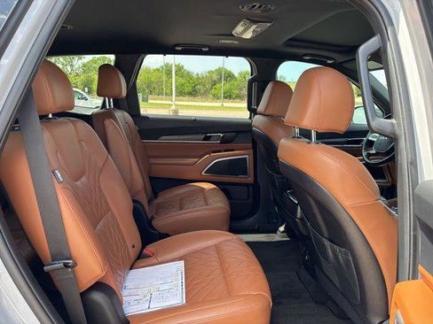 Used 2024 Kia Telluride EX X-Line AWD/4WD image 16