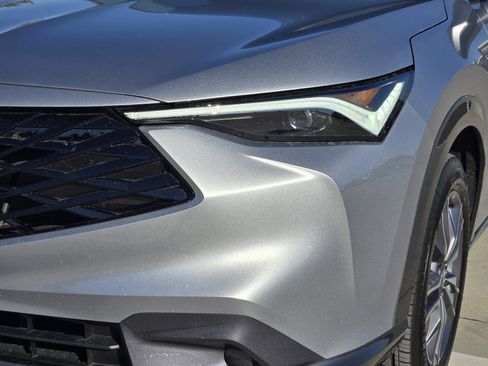 Certified 2025 Acura ADX Base image 10