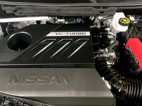 Used 2025 Nissan Rogue SV AWD/4WD image 10