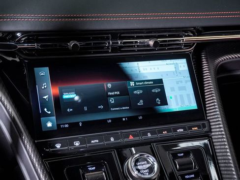 Used 2024 Aston Martin DB12 Coupe RWD image 28