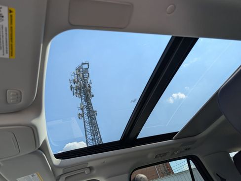 New 2025 Ford Expedition Max Platinum w/ Platinum Ultimate Package image 17