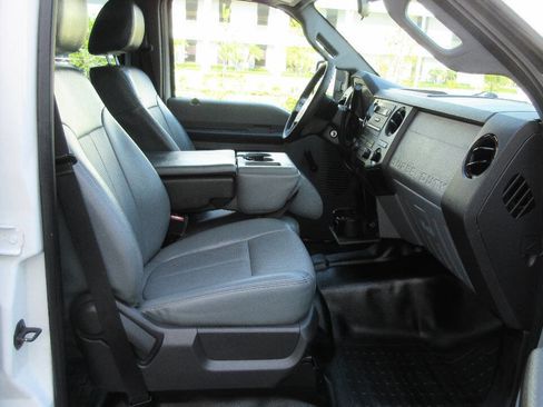 Used 2016 Ford F250 XL AWD/4WD image 22