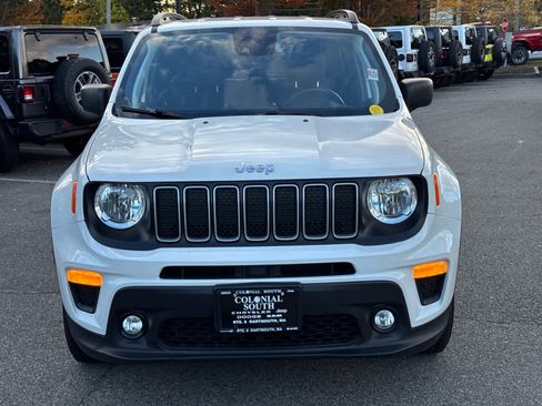 Used 2022 Jeep Renegade Latitude w/ Convenience Group image 39