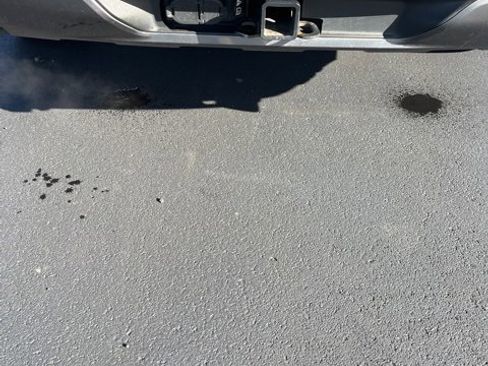 Used 2022 Ford Explorer XLT w/ Equipment Group 202A image 27