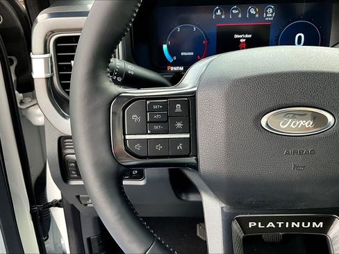 Used 2025 Ford F350 Platinum w/ FX4 Off-Road Package image 20