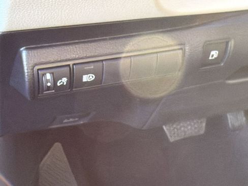 New 2026 Toyota Corolla LE image 11