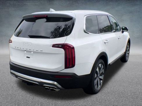 Used 2022 Kia Telluride EX w/ EX Premium Package image 22