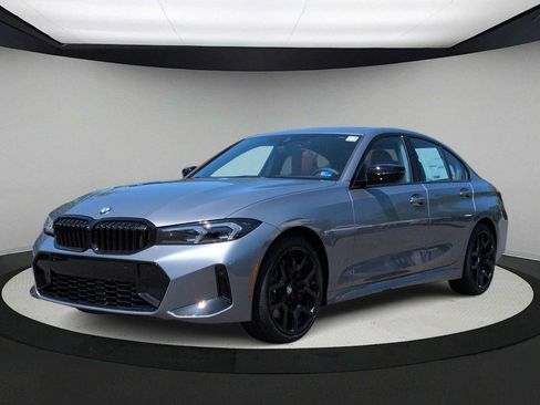 Used 2026 BMW 330i xDrive Sedan w/ M Sport Package AWD/4WD image 4