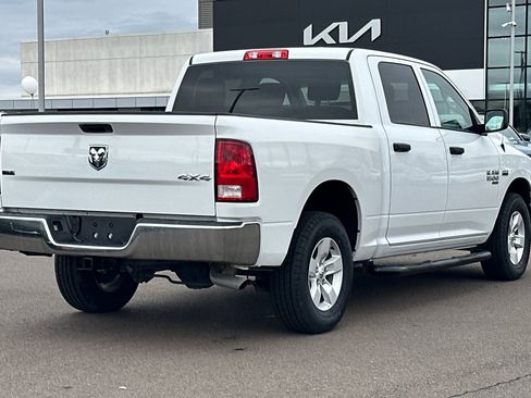 Used 2022 RAM 1500 Classic SLT image 4