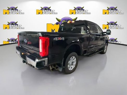 Used 2024 Ford F250 XLT AWD/4WD image 4