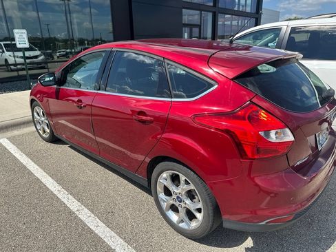 Used 2013 Ford Focus Titanium FWD image 7