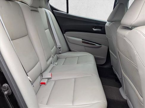 Used 2015 Acura TLX image 19