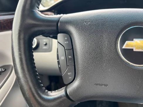 Used 2014 Chevrolet Impala LTZ FWD image 20