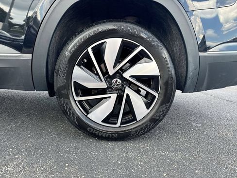 Used 2024 Volkswagen Atlas SEL AWD/4WD image 29