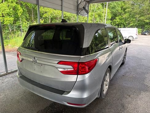 Used 2018 Honda Odyssey EX-L image 3