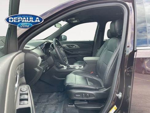 Used 2023 Chevrolet Traverse LT AWD/4WD image 11