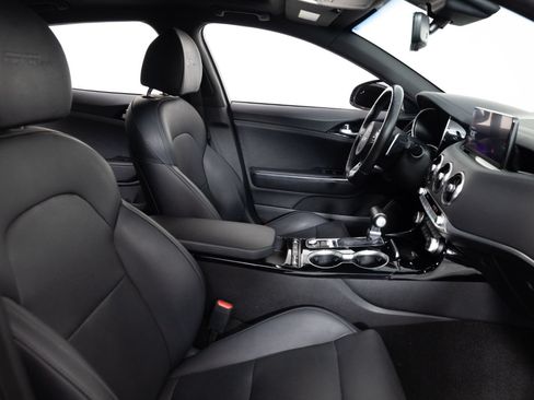 Used 2023 Kia Stinger GT-Line w/ Sun & Sound Package RWD image 26