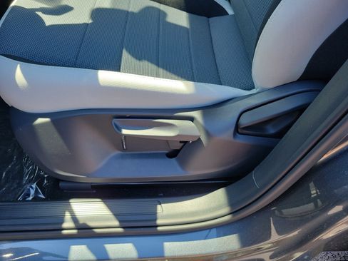 New 2026 Volkswagen Taos S FWD image 18