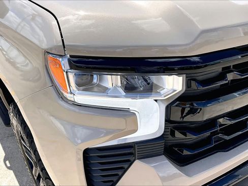 Used 2023 Chevrolet Silverado 1500 LT Trail Boss w/ Protection Package image 28