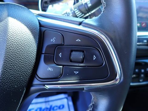 Used 2023 Buick Encore GX Essence w/ Experience Buick Package FWD image 18