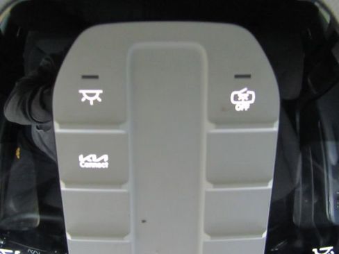 Used 2025 Kia K4 LXS image 50