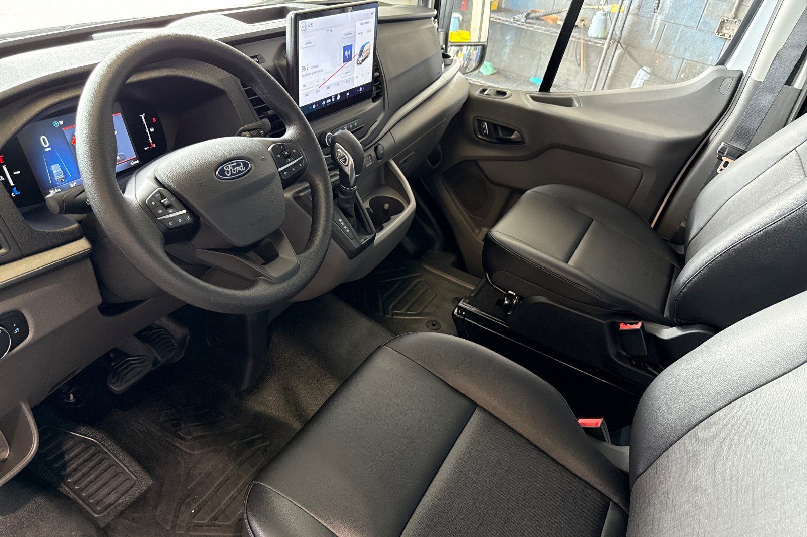 New 2026 Ford Transit 250 148 Medium Roof RWD image 10