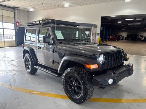 Used 2022 Jeep Wrangler Sport AWD/4WD image 9