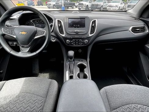 Used 2024 Chevrolet Equinox LT w/ LPO, Floor Liner Package FWD image 5