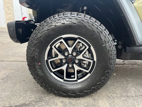 New 2026 Jeep Gladiator Rubicon image 10