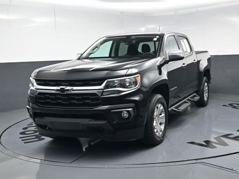 Certified 2022 Chevrolet Colorado LT w/ LPO, Tonneau and Step Package image 11