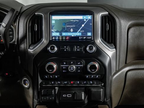 Used 2021 GMC Sierra 2500 Denali w/ Denali Ultimate Package AWD/4WD image 23