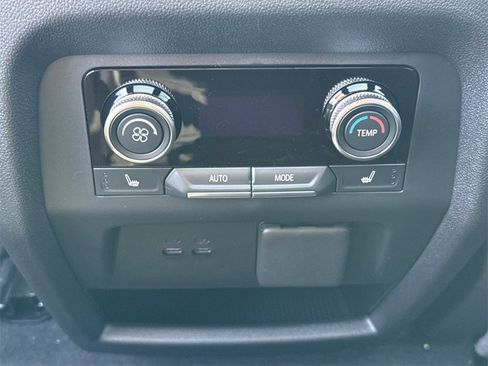 New 2026 Buick Enclave Avenir w/ Super Cruise Package image 31