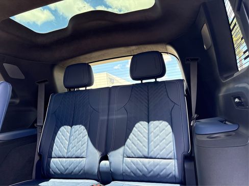 New 2026 Cadillac Vistiq Premium Luxury image 12