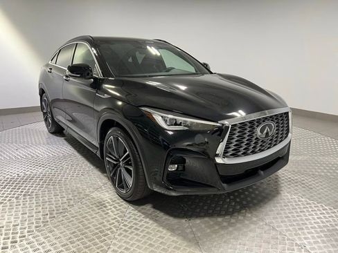 Certified 2025 INFINITI QX55 Essential image 8