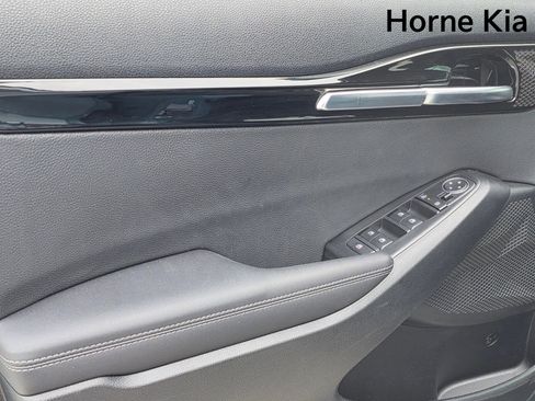 New 2026 Kia Seltos EX image 9