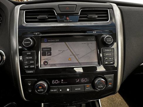 Used 2014 Nissan Altima 3.5 SL w/ Technology Package FWD image 14