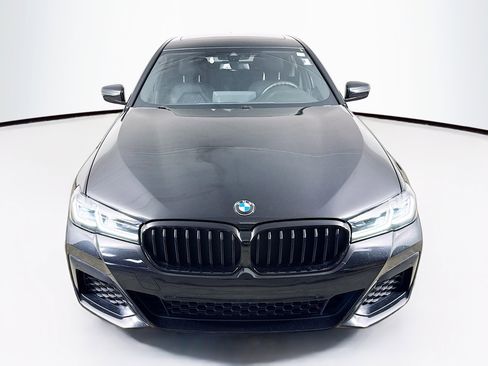 Used 2023 BMW 530i w/ M Sport Package image 3