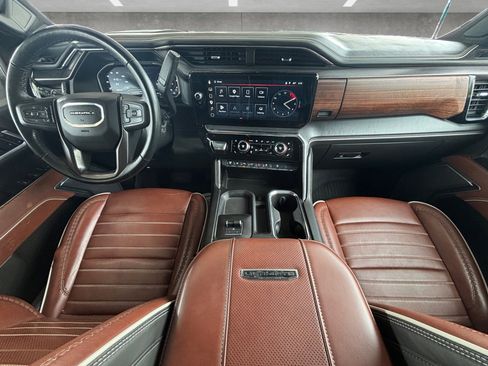 Used 2025 GMC Sierra 2500 Denali Ultimate image 24