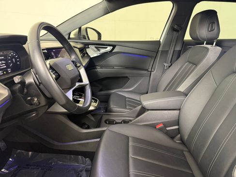 Used 2023 Audi Q4 e-tron Premium Plus w/ Premium Plus image 5