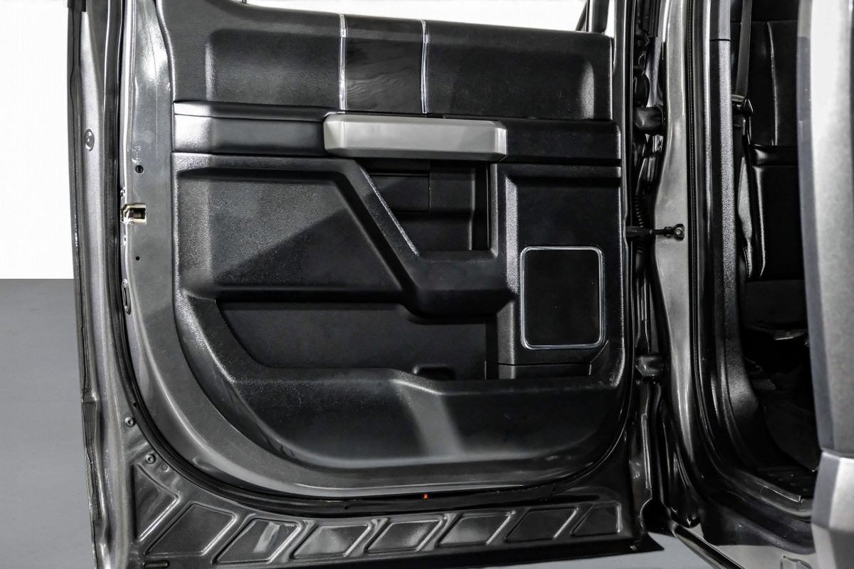 Used 2019 Ford F450 Platinum w/ Platinum Ultimate Package AWD/4WD image 38