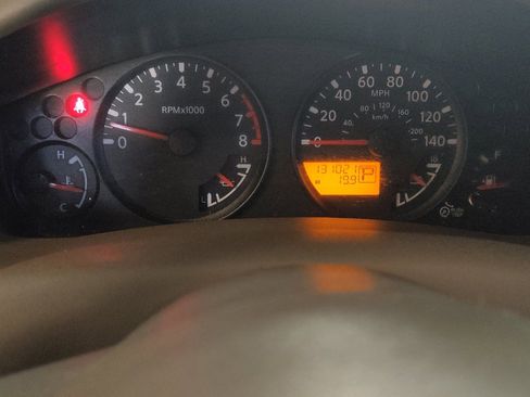 Used 2016 Nissan Frontier SV image 23