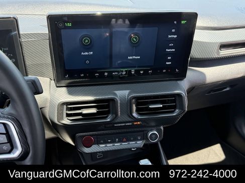 Used 2024 Ford Mustang Coupe RWD image 16