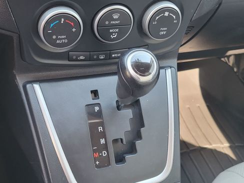 Used 2015 MAZDA MAZDA5 Grand Touring FWD image 19