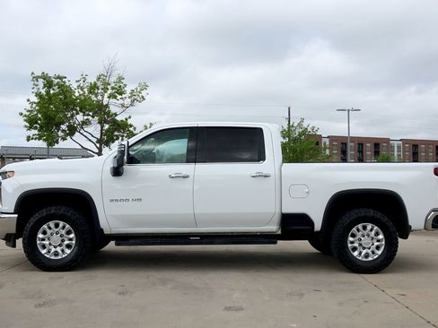 Used 2020 Chevrolet Silverado 2500 LTZ AWD/4WD image 10