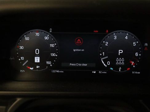 Used 2025 Land Rover Defender 130 X-Dynamic SE AWD/4WD image 5