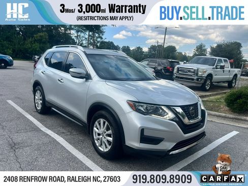 Used 2020 Nissan Rogue SV FWD image 7